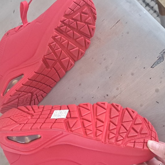 Shoes - Picture 7 of 7